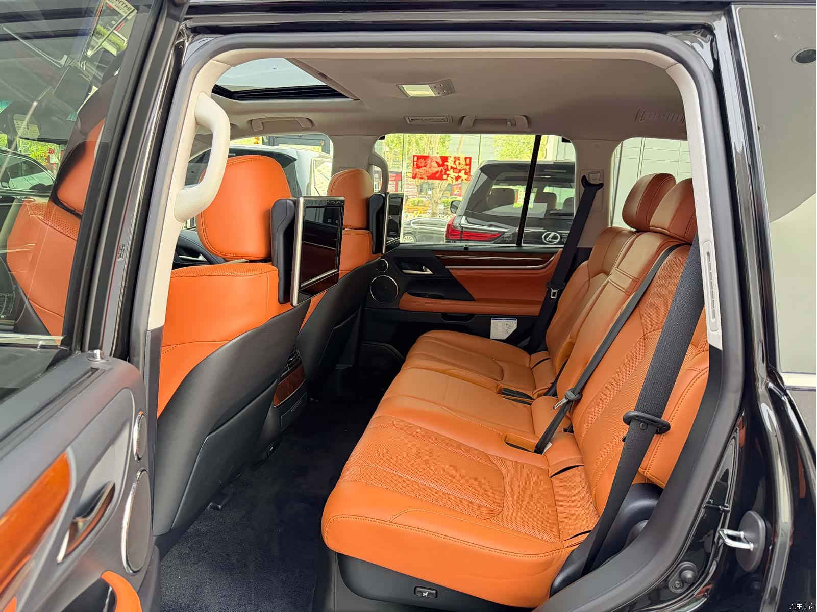 Lexus LX, 2017 все фото