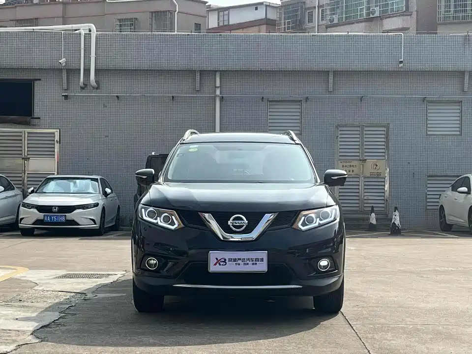 Nissan Qijun