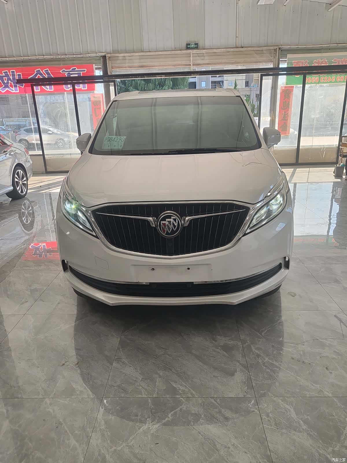 Buick GL8, 2019 2