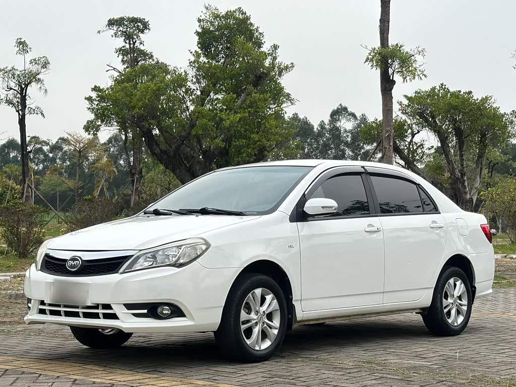 BYD F3