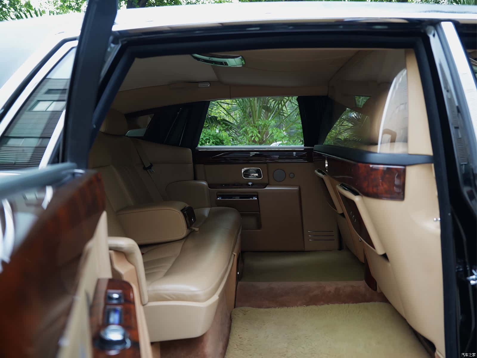 Rolls-Royce Phantom, 2017 18