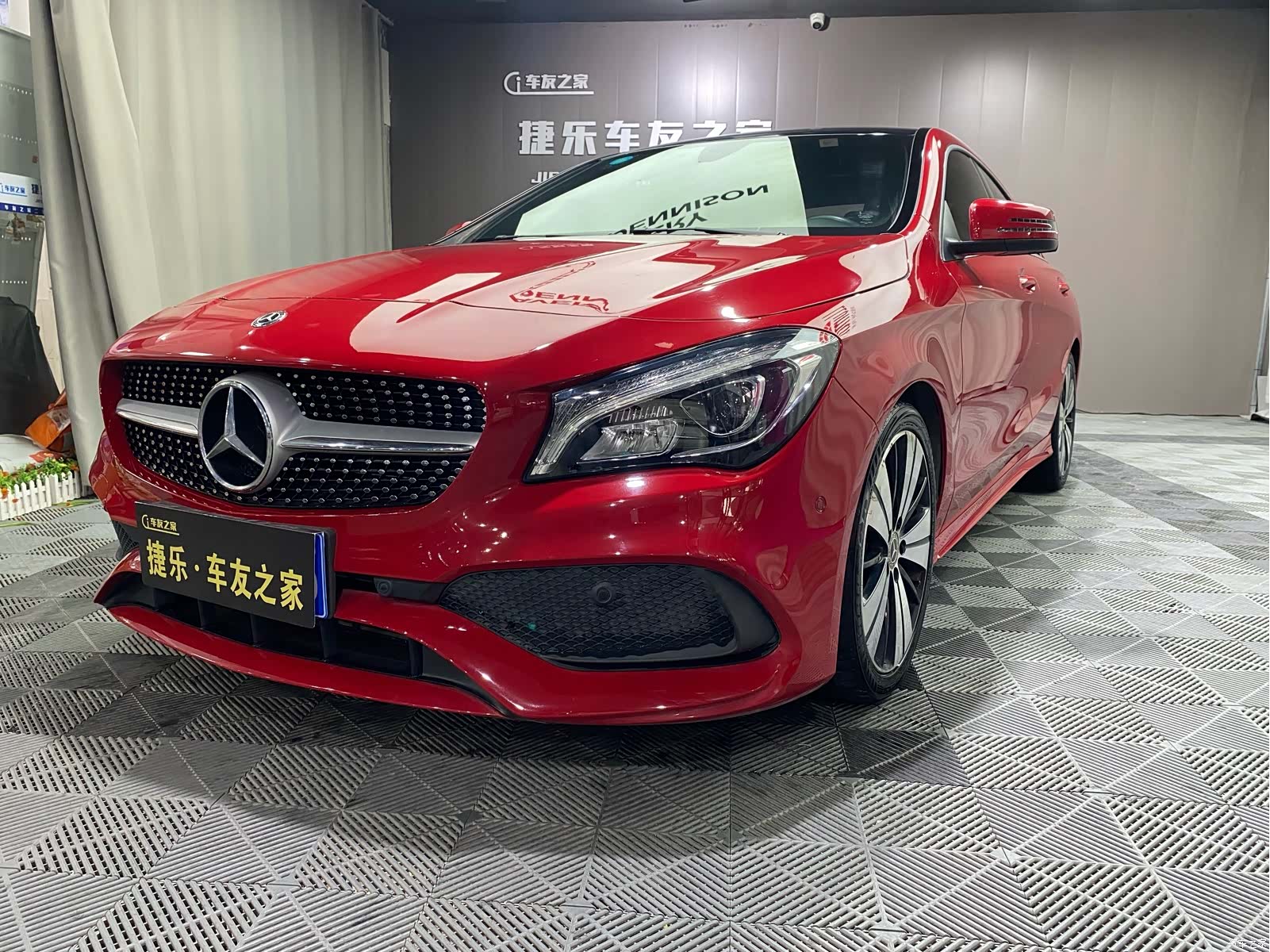Mercedes-Benz CLA