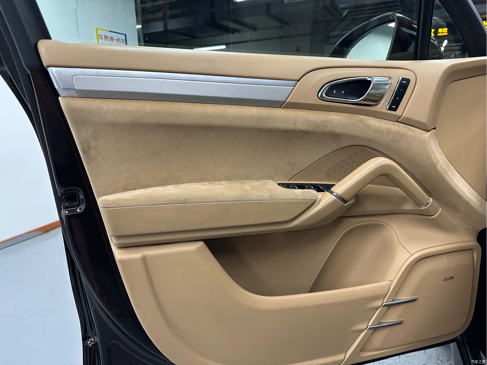 Porsche Cayenne, 2015 23