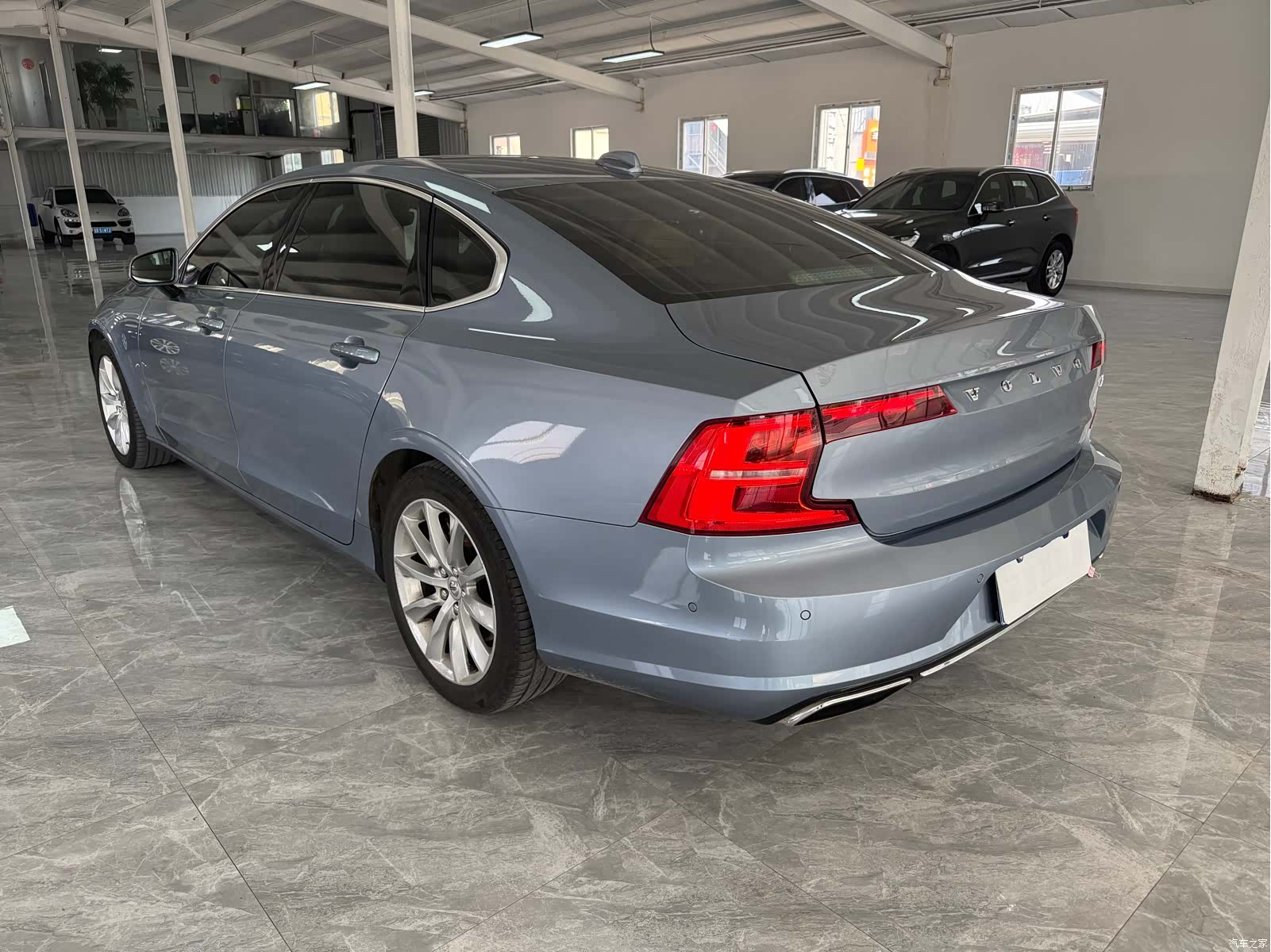 Volvo S90, 2017 4