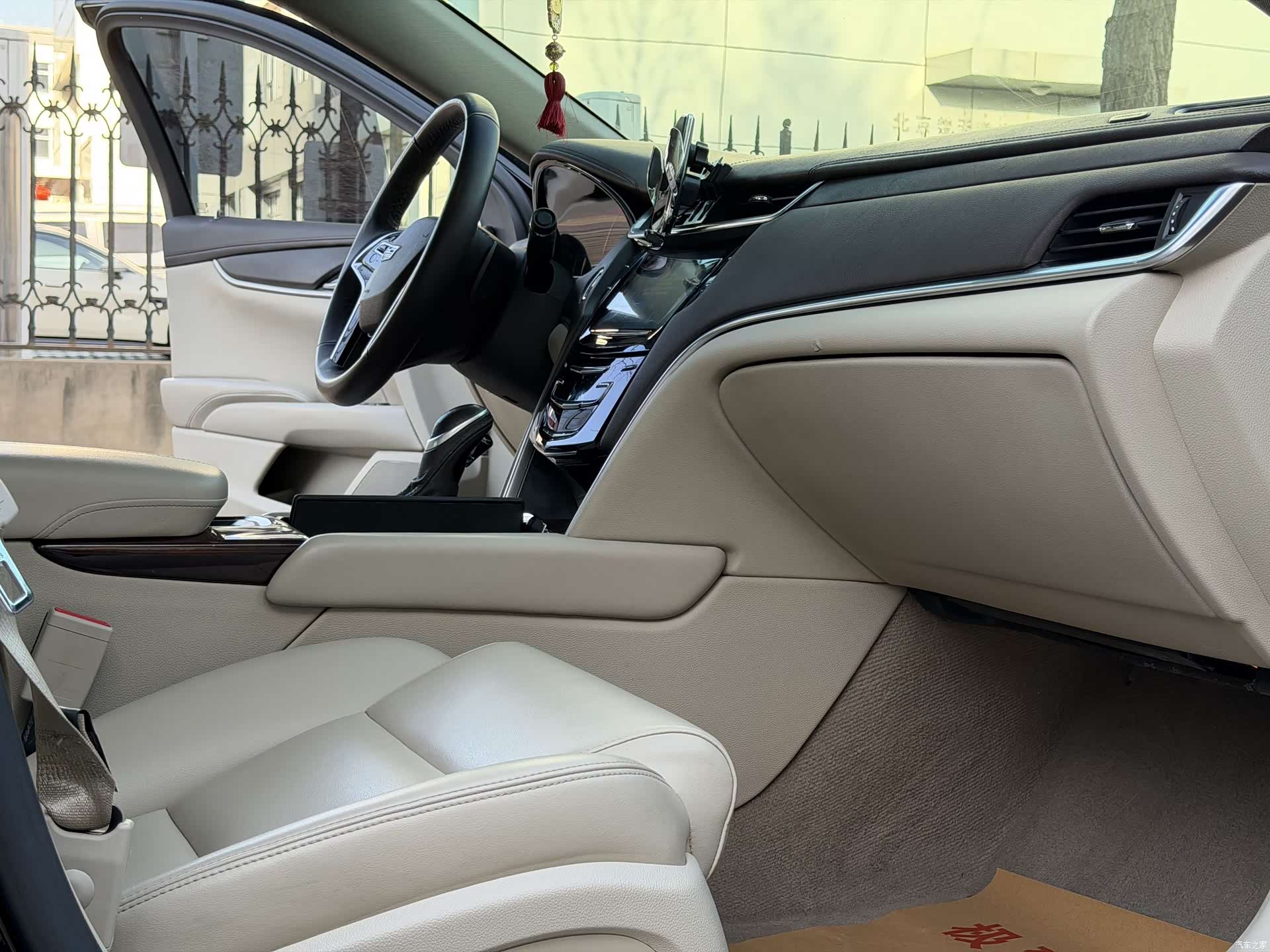 Cadillac XTS, 2017 14