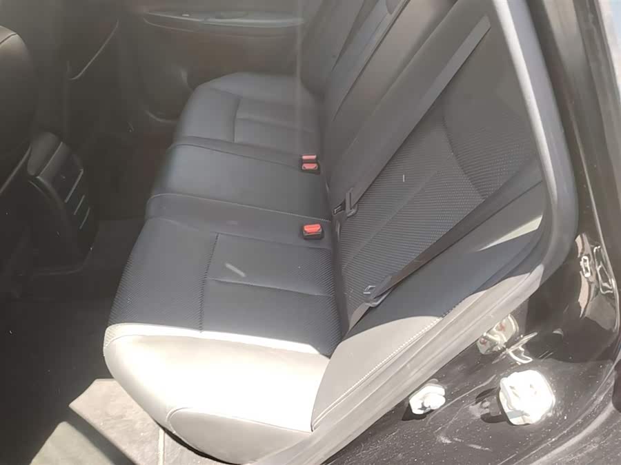 Nissan Sylphy 2016, фото 17