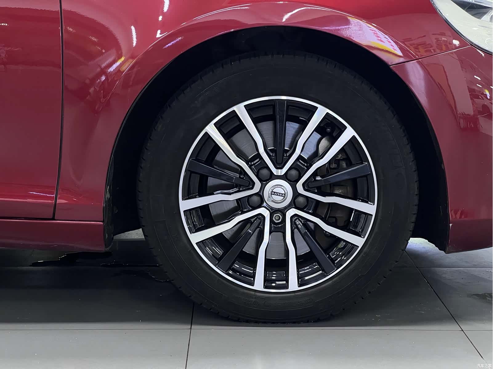 Volvo V40, 2016 13