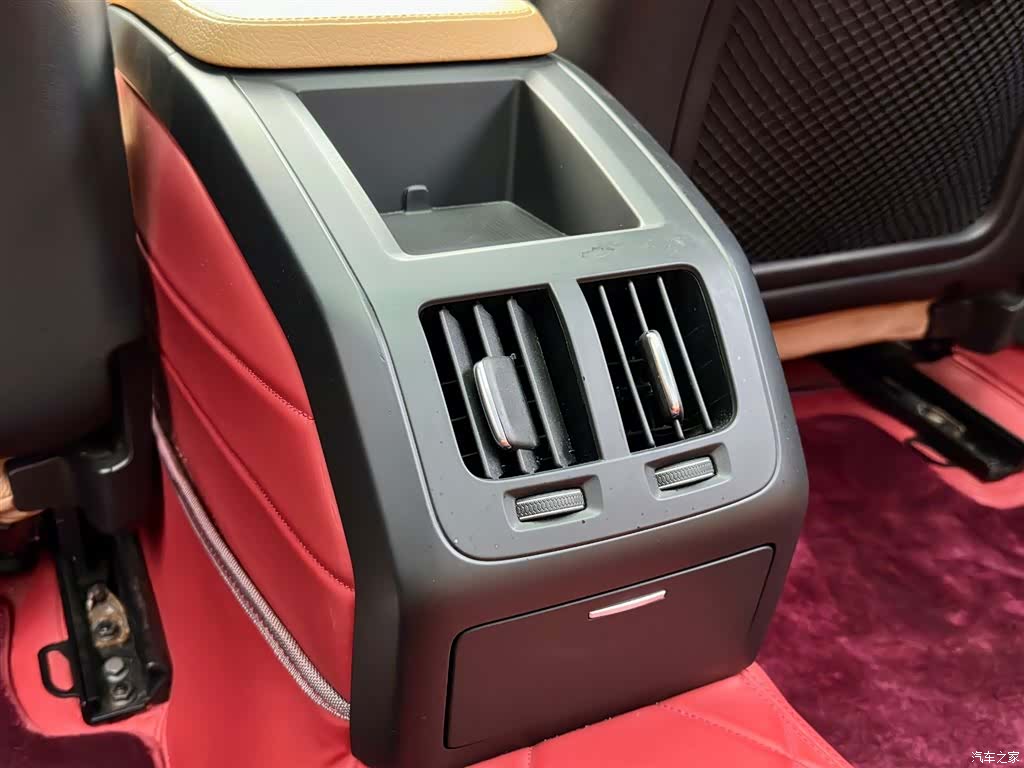 Volvo S90, 2019 27