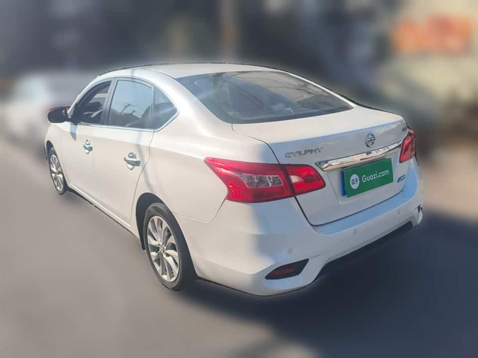 Nissan Xuan Yi