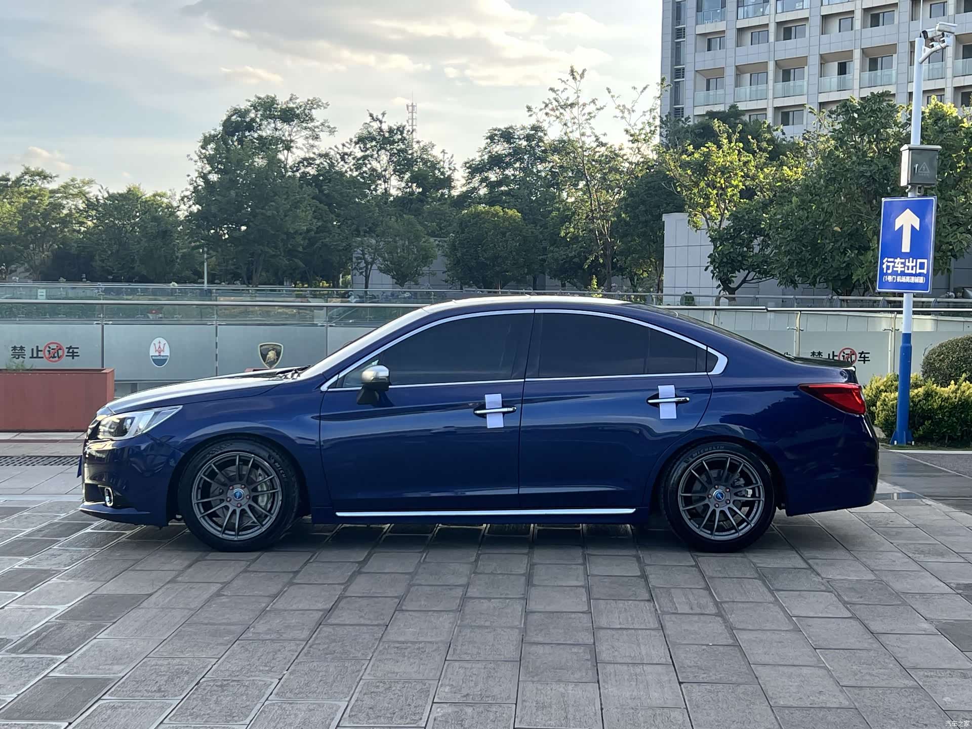 Subaru Legacy, 2017 8