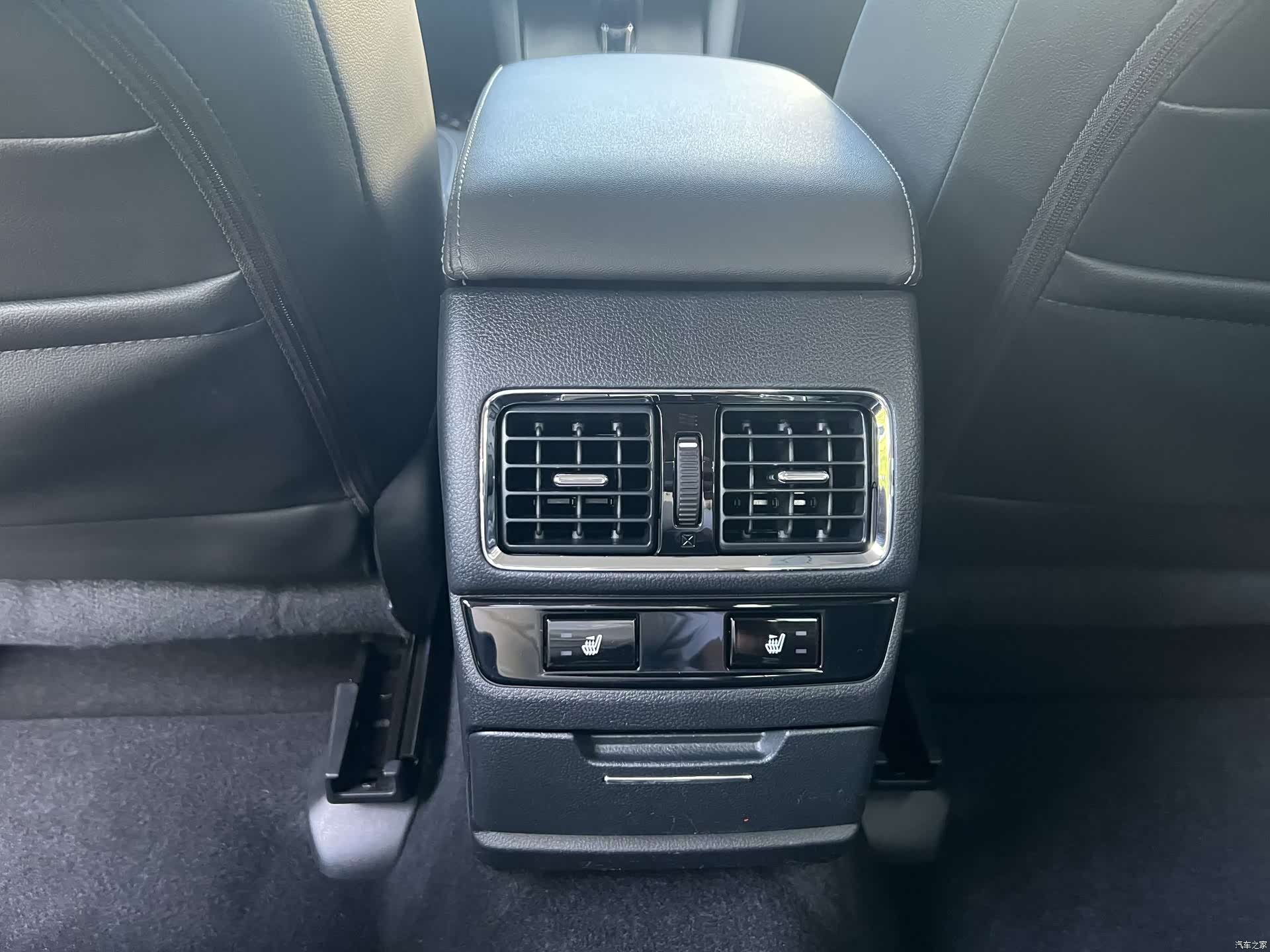 Subaru Legacy, 2017 12