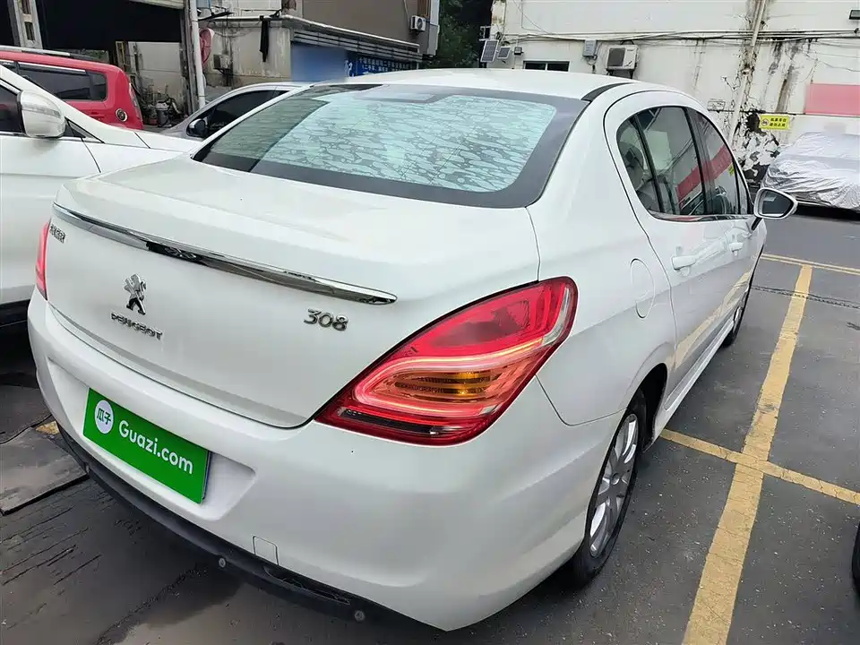 Peugeot 308