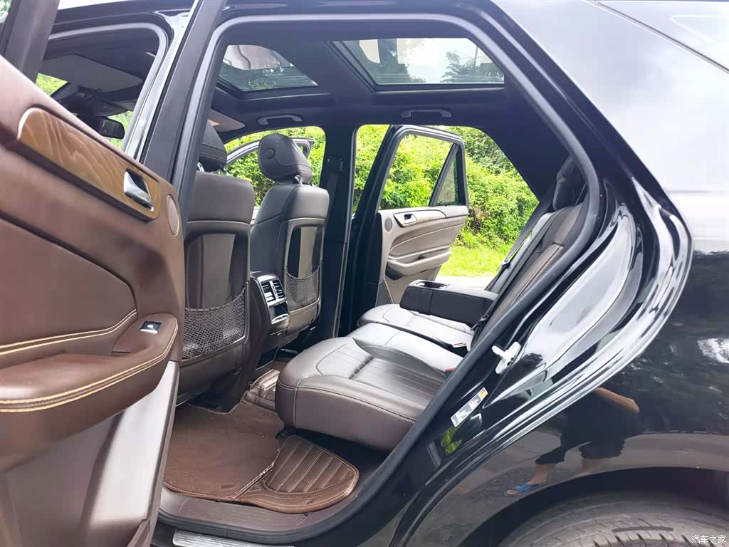 Mercedes-Benz GLE, 2017 10