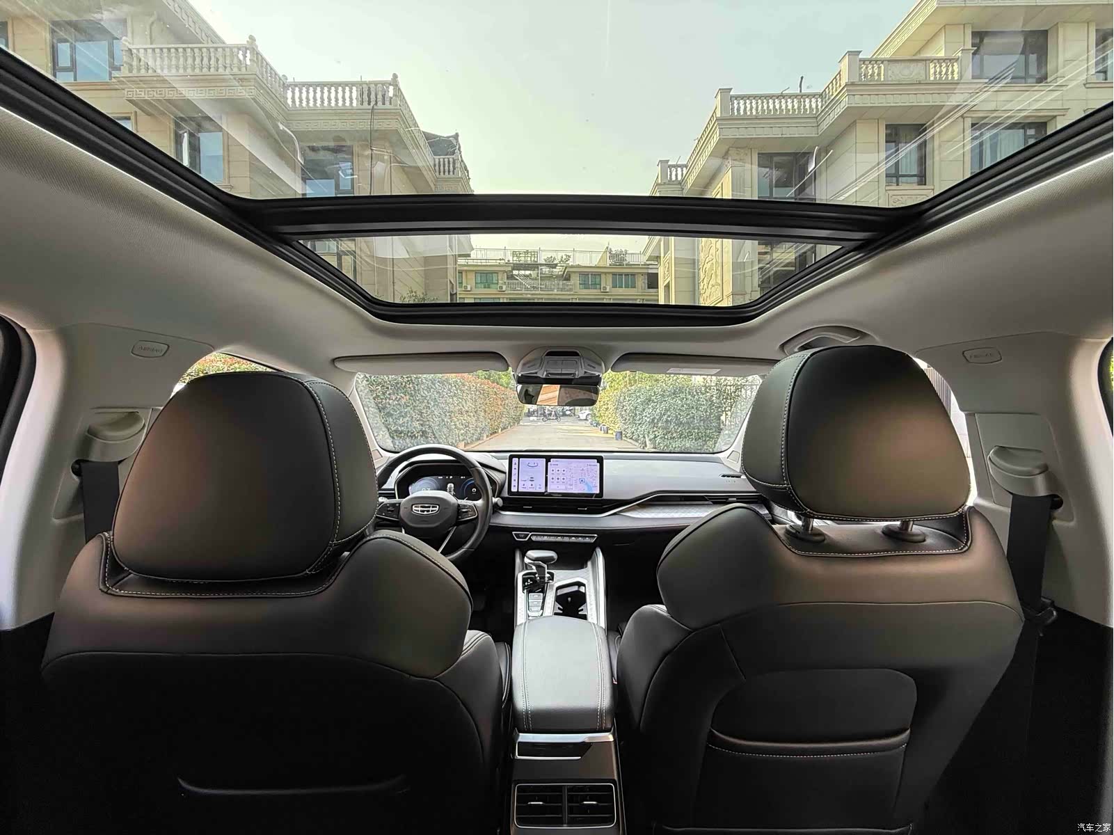 Geely Preface, 2023 все фото