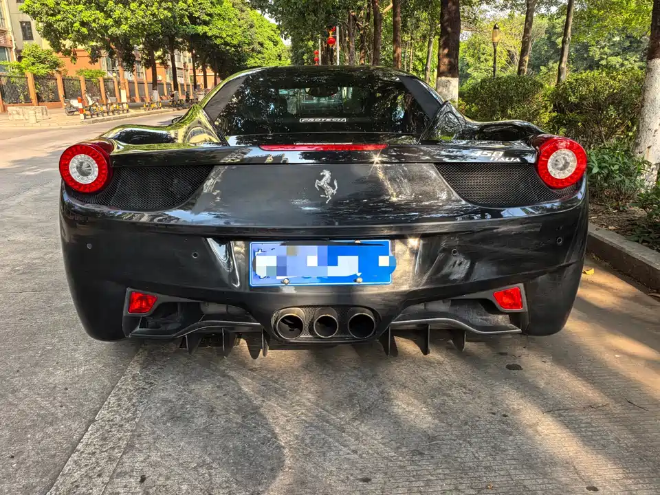 Ferrari 458