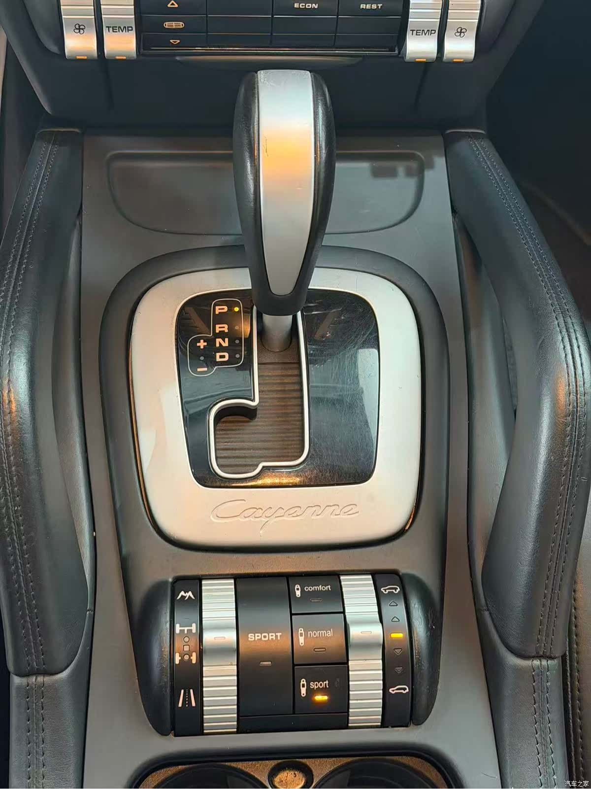 Porsche Cayenne, 2010 14