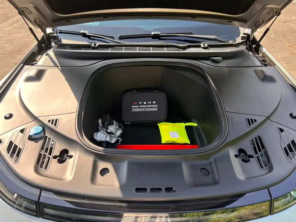 XPENG P7