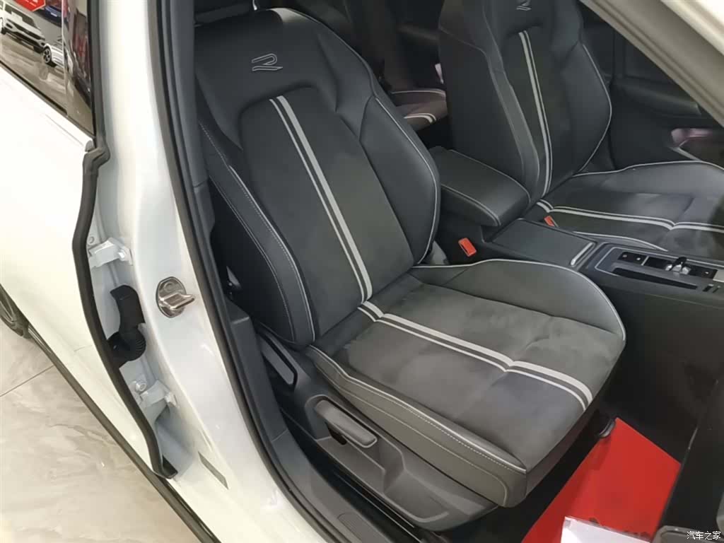 Volkswagen Golf, 2021 25