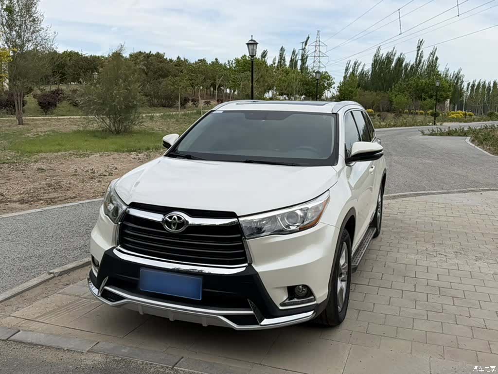 Toyota Highlander, 2017 1