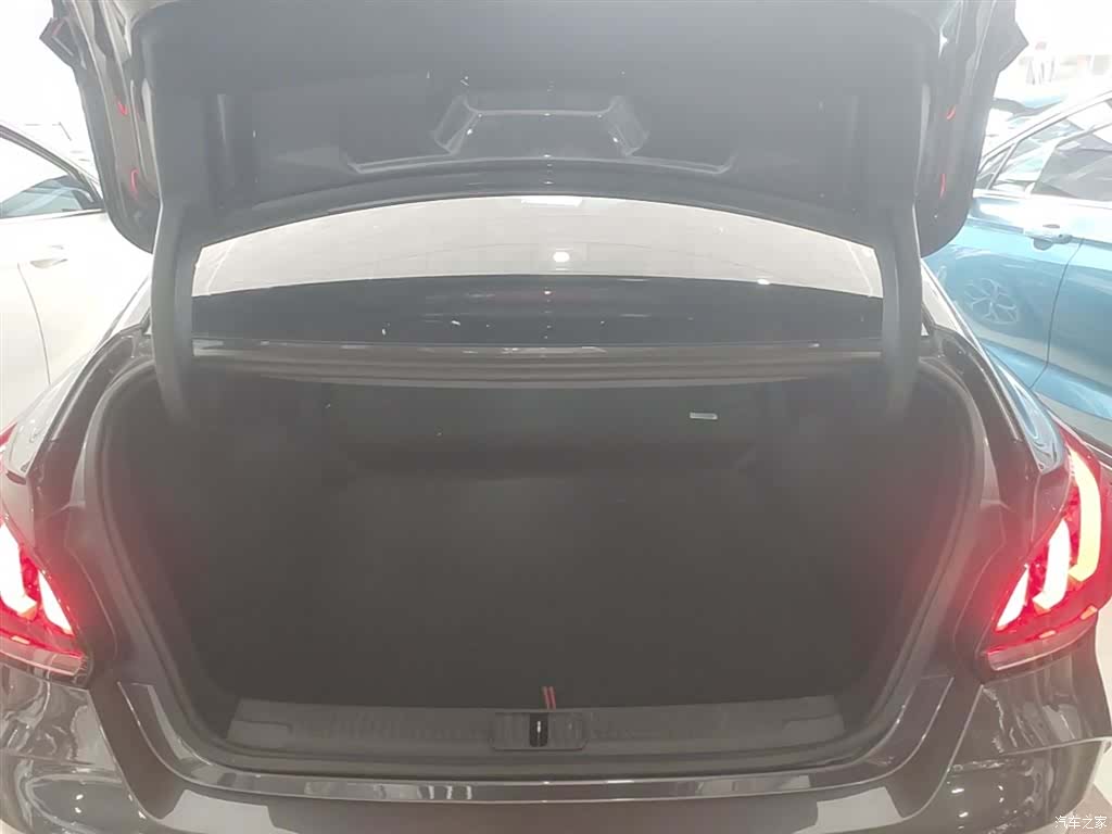 MG MG5, 2021 19