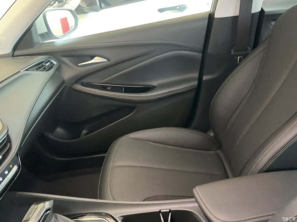 Buick Verano, 2024 23