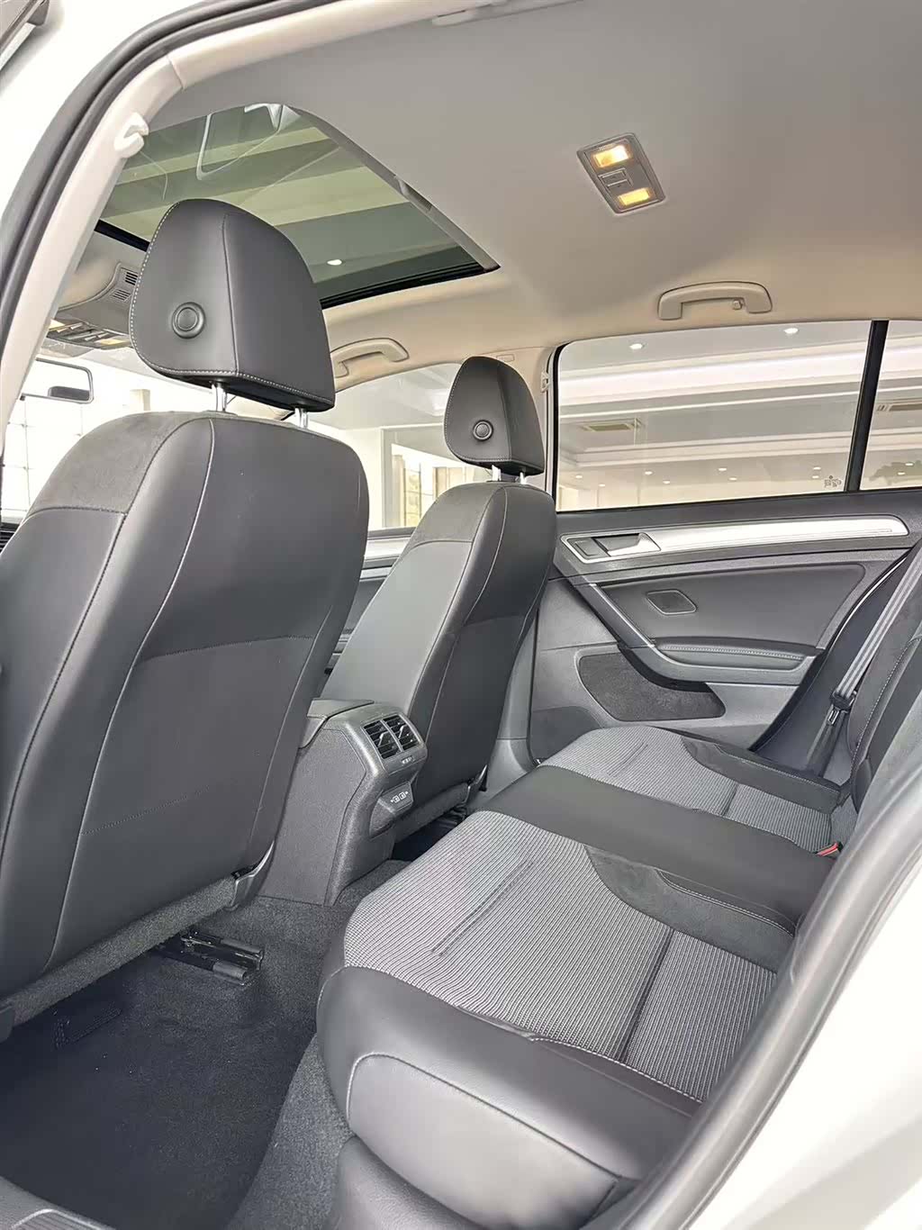 Volkswagen Golf, 2019 13