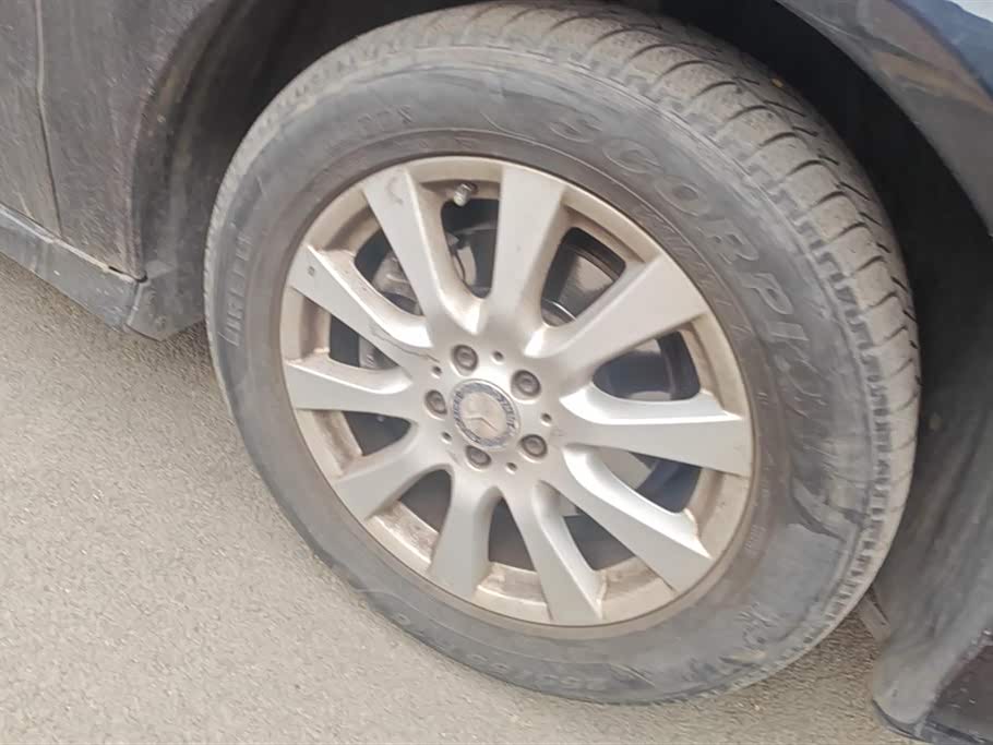 Mercedes-Benz R-class