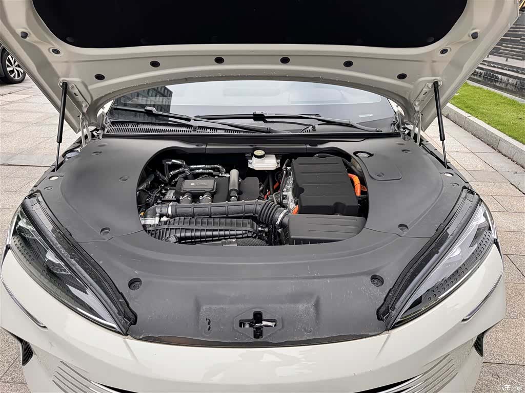 BYD Seal, 2025 15