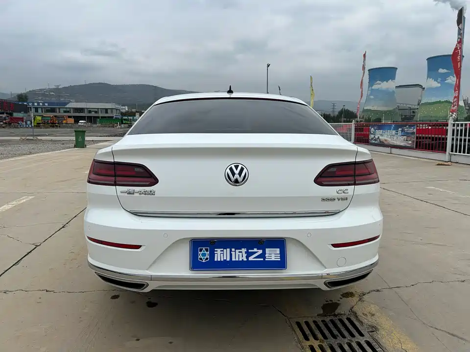 Volkswagen CC
