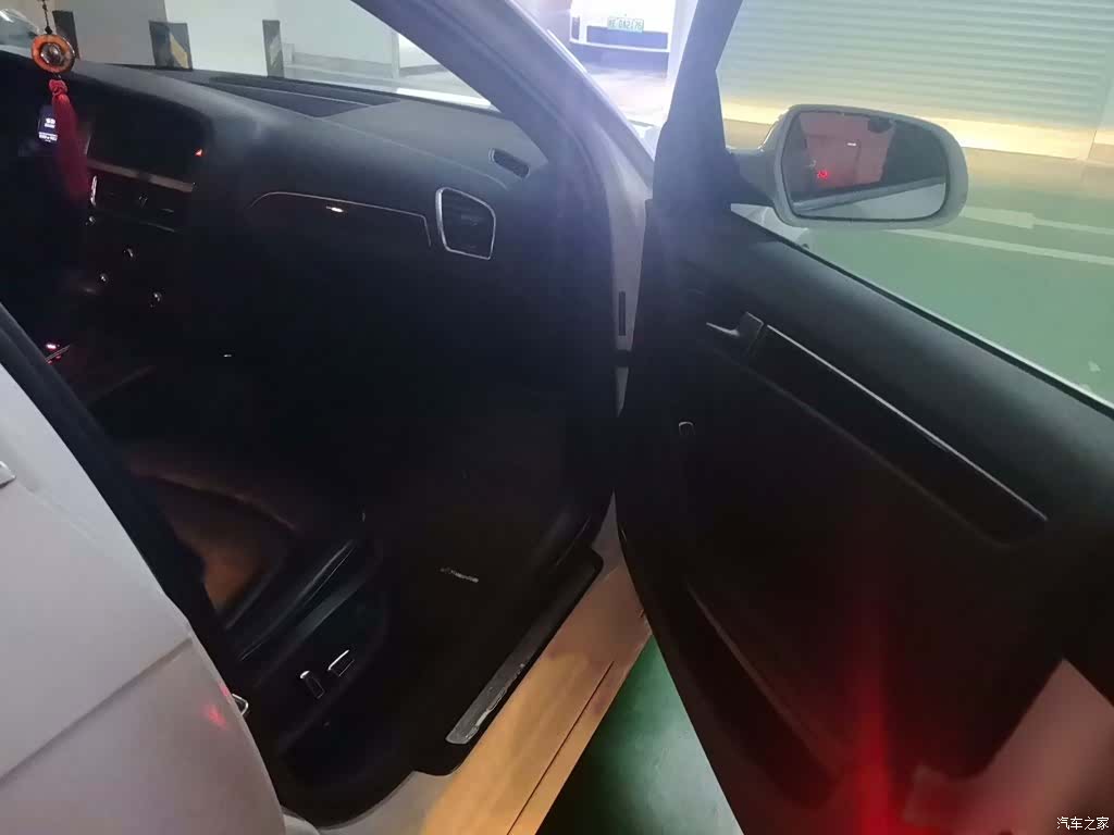 Audi A4L, 2014 19
