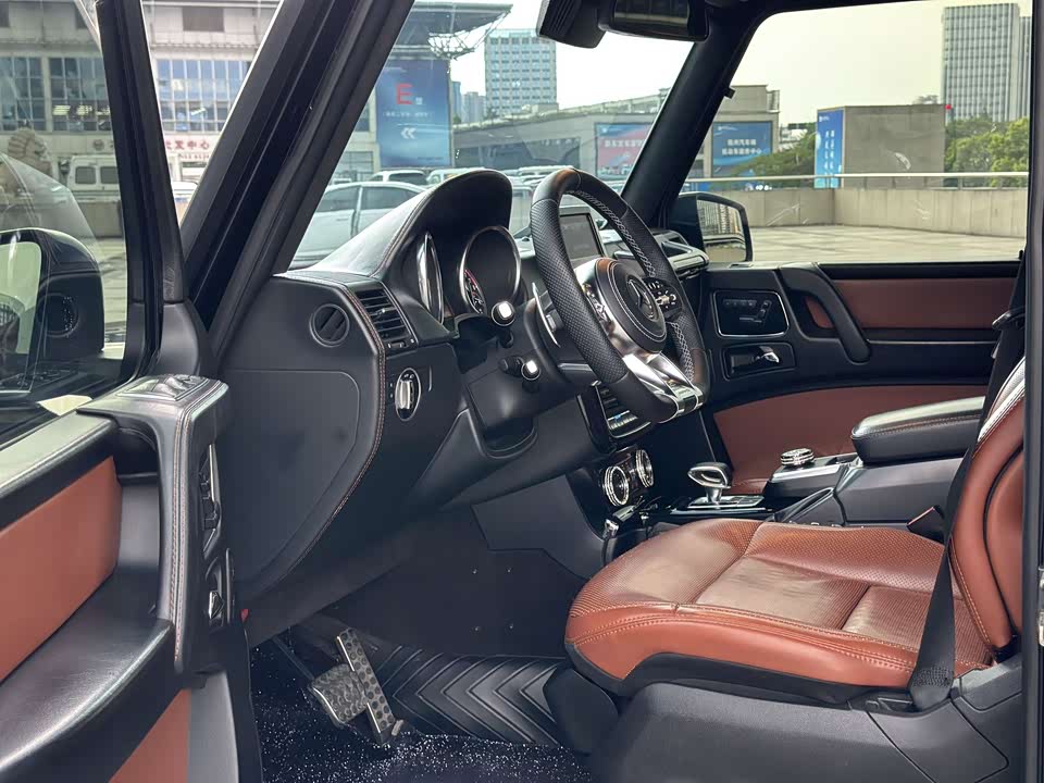 Mercedes-Benz G-class Mercedes-Benz G-class