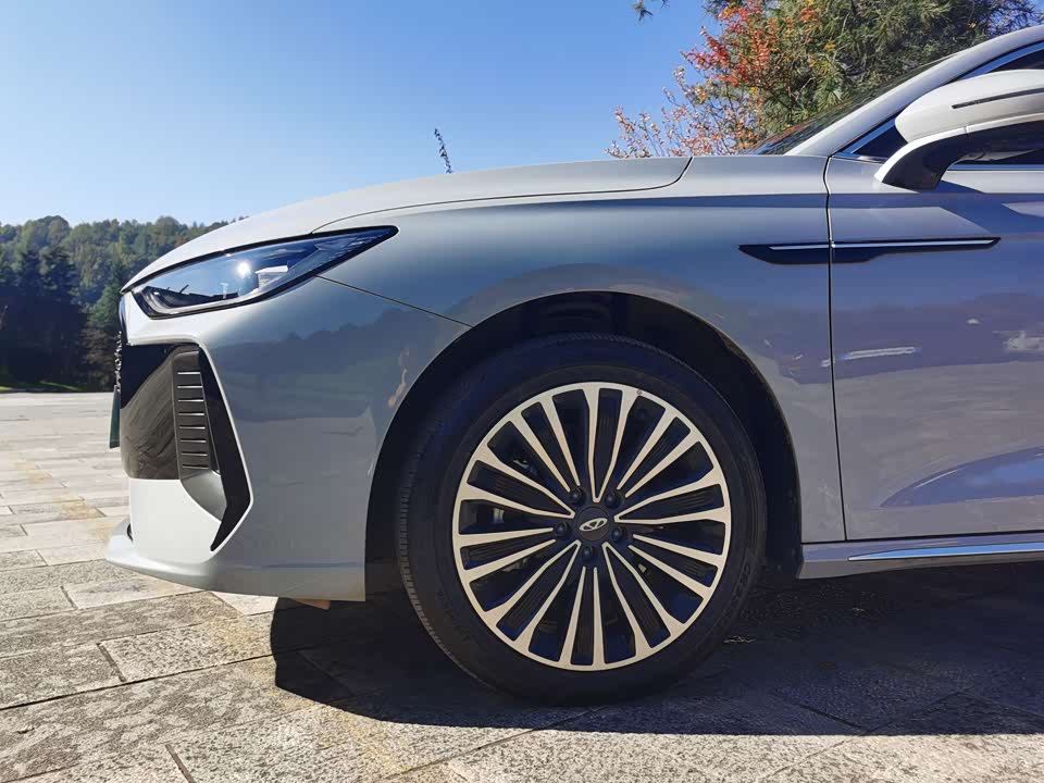 Chery Fulwin Fengyun A8L