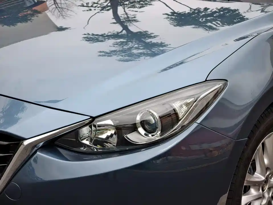 Mazda 3 Angkesaila