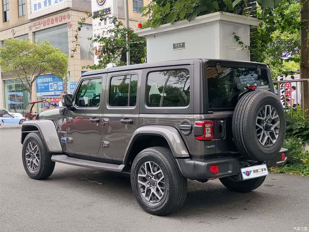 Jeep Wrangler, 2023 4