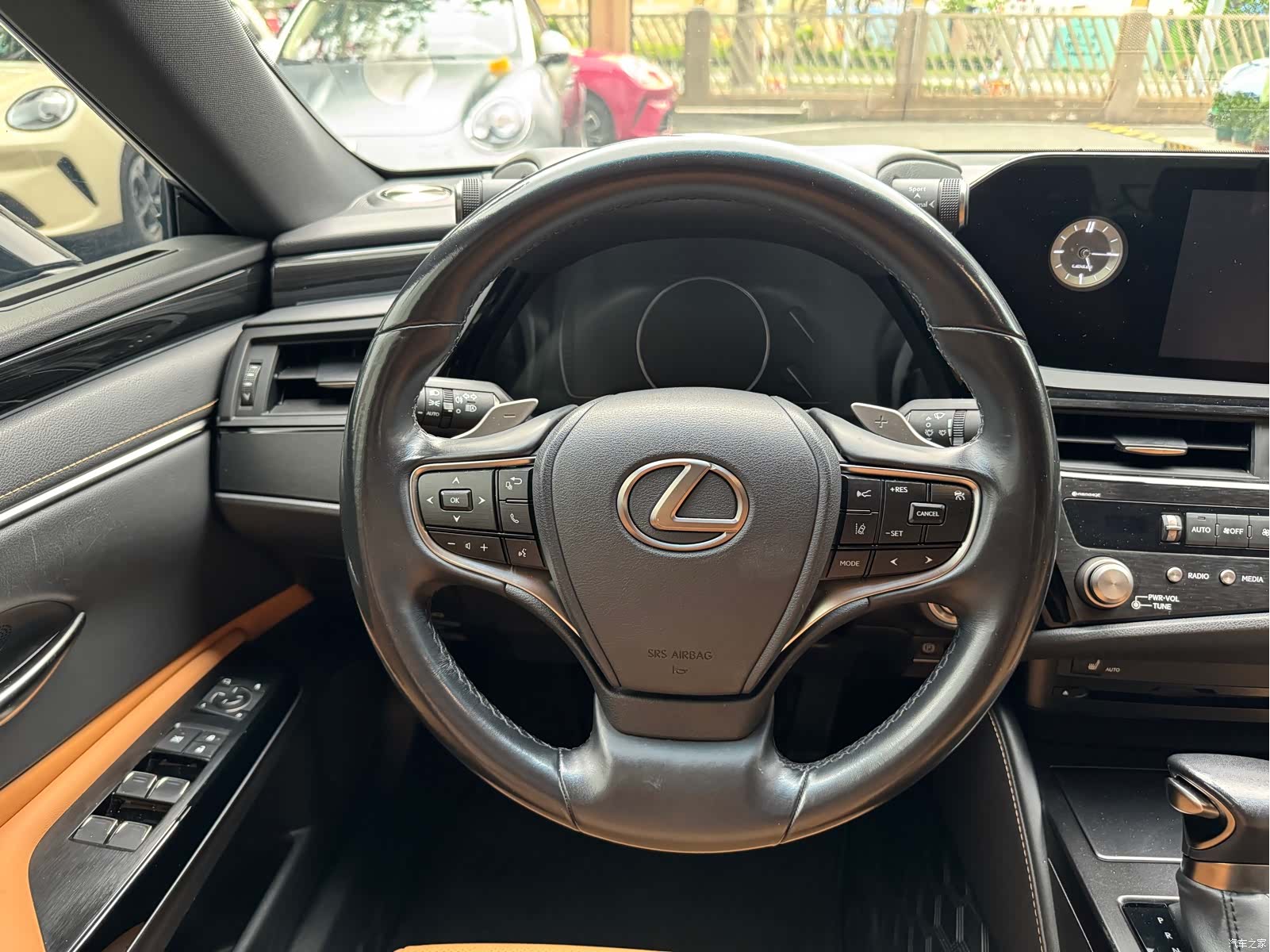 Lexus ES, 2021 6