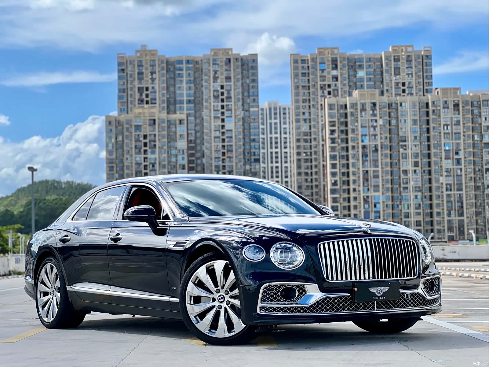 Bentley Flying Spur, 2022 4