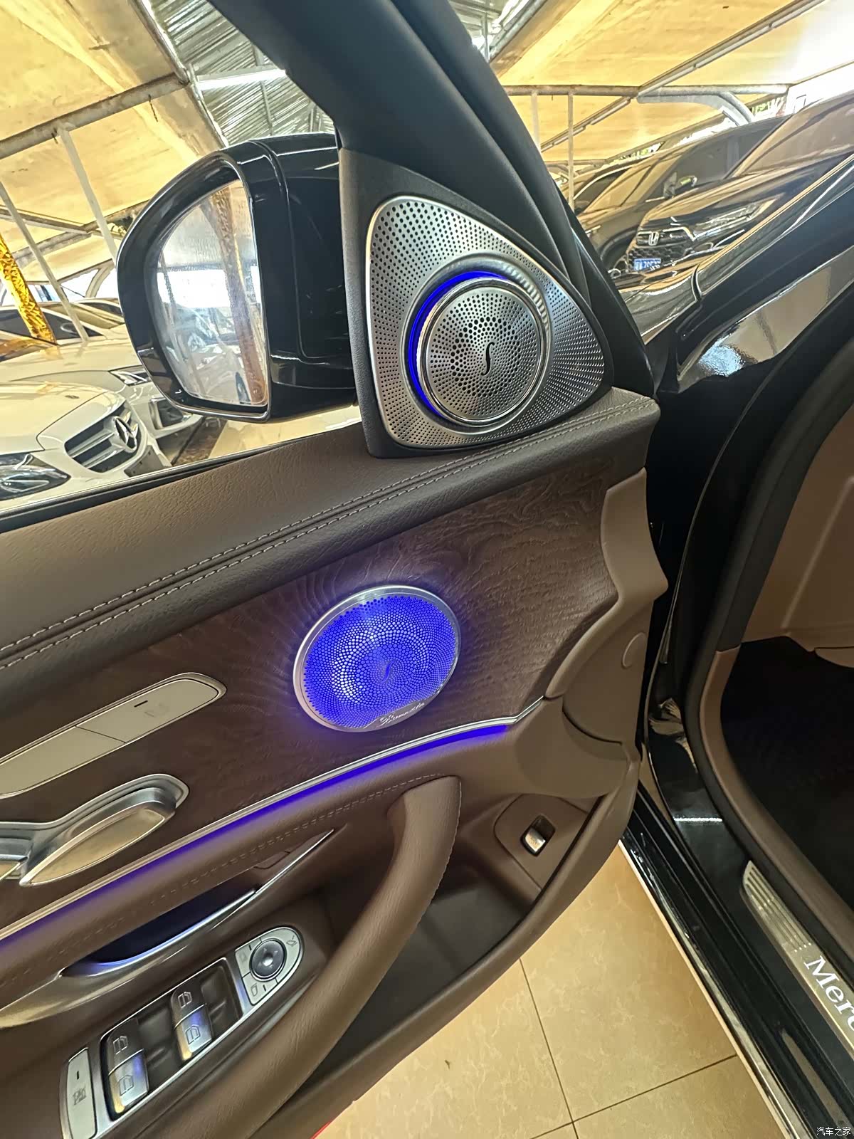 Mercedes-Benz E-Class, 2020 11