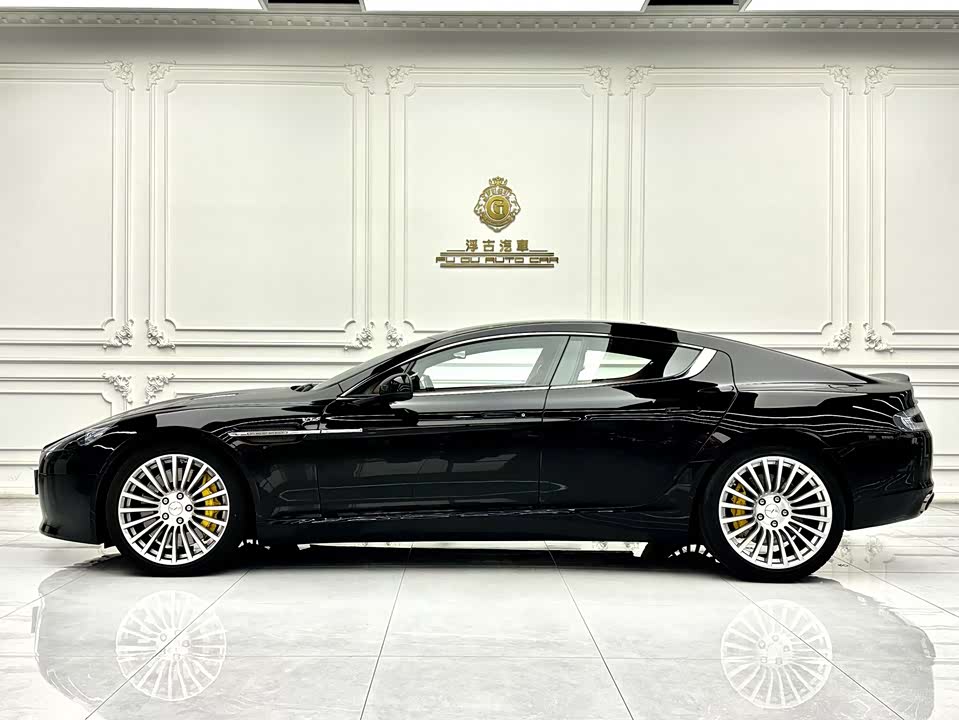 Aston Martin Rapide