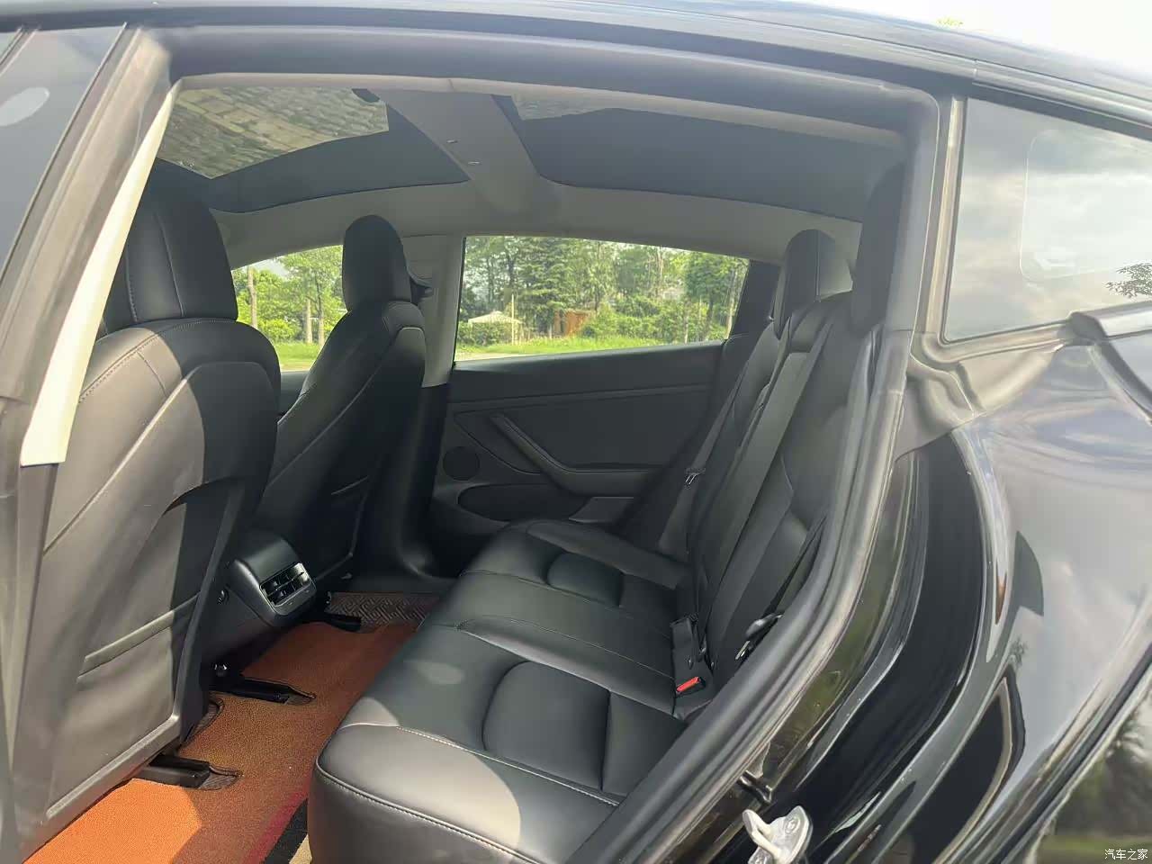 Tesla Model 3, 2021 7