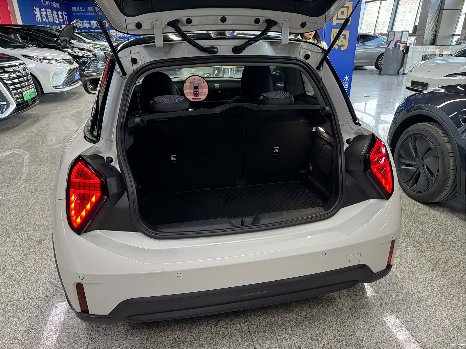 Mini Cooper, 2025 12