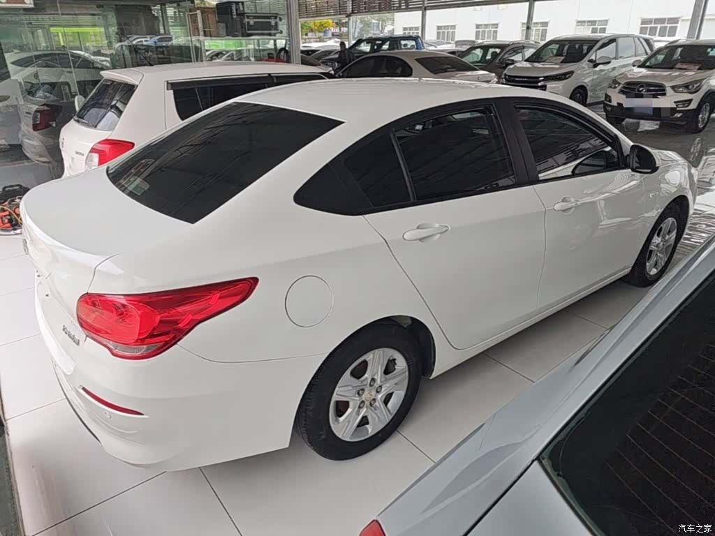 Chevrolet 320, 2018 7