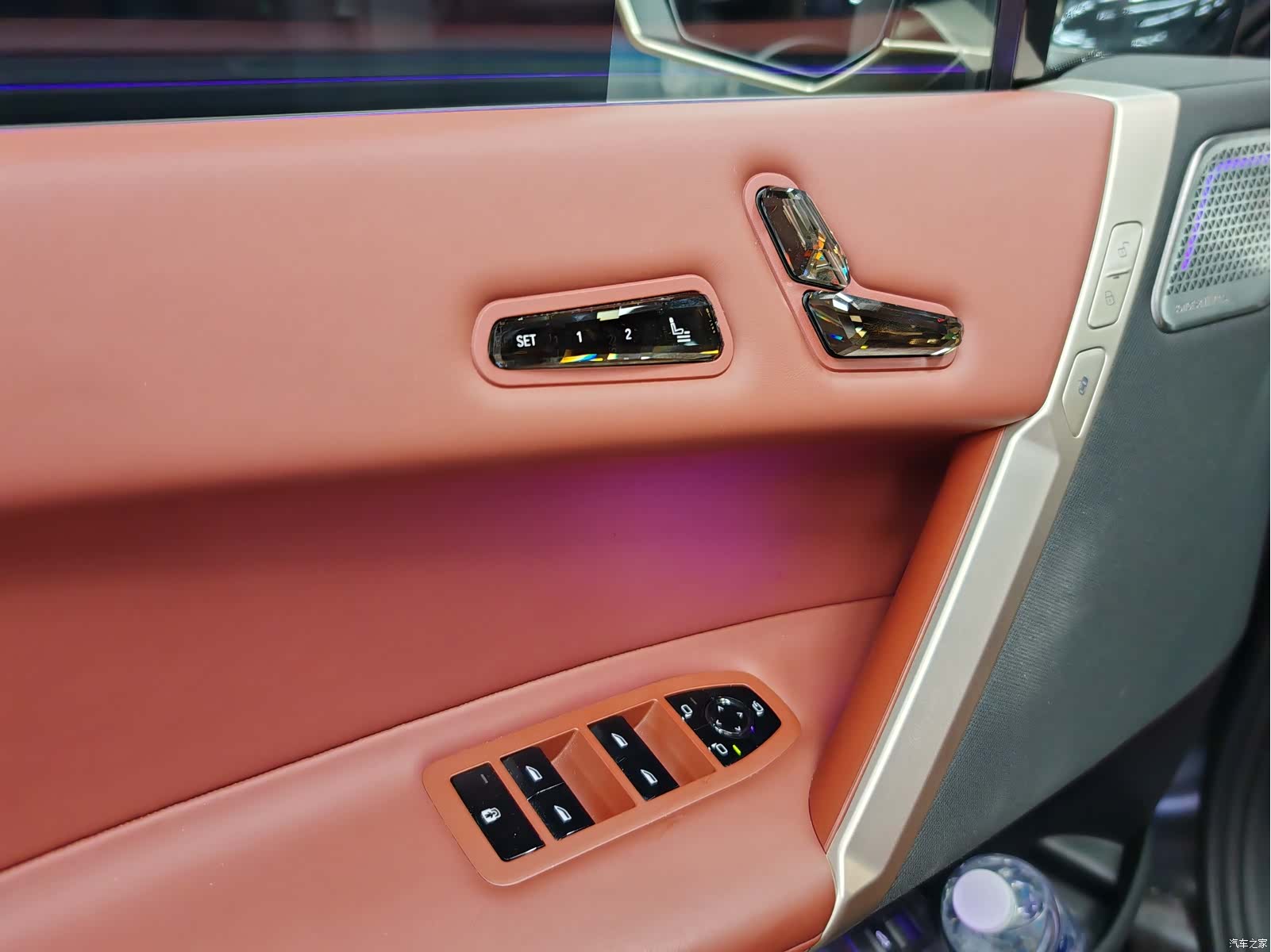 BMW iX, 2023 11