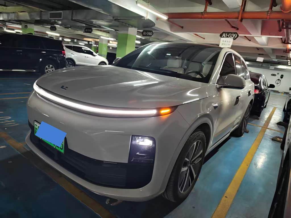 Li Auto L6
