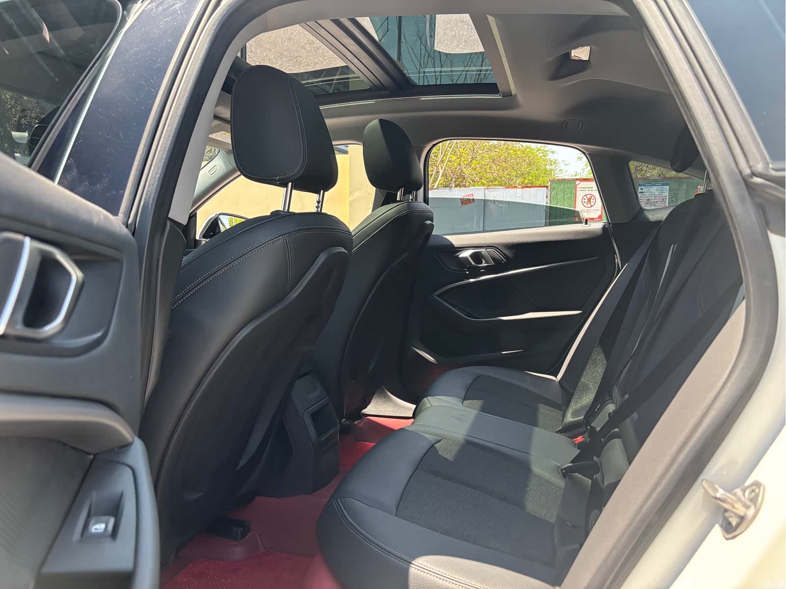 BMW 2 Series, 2023 8