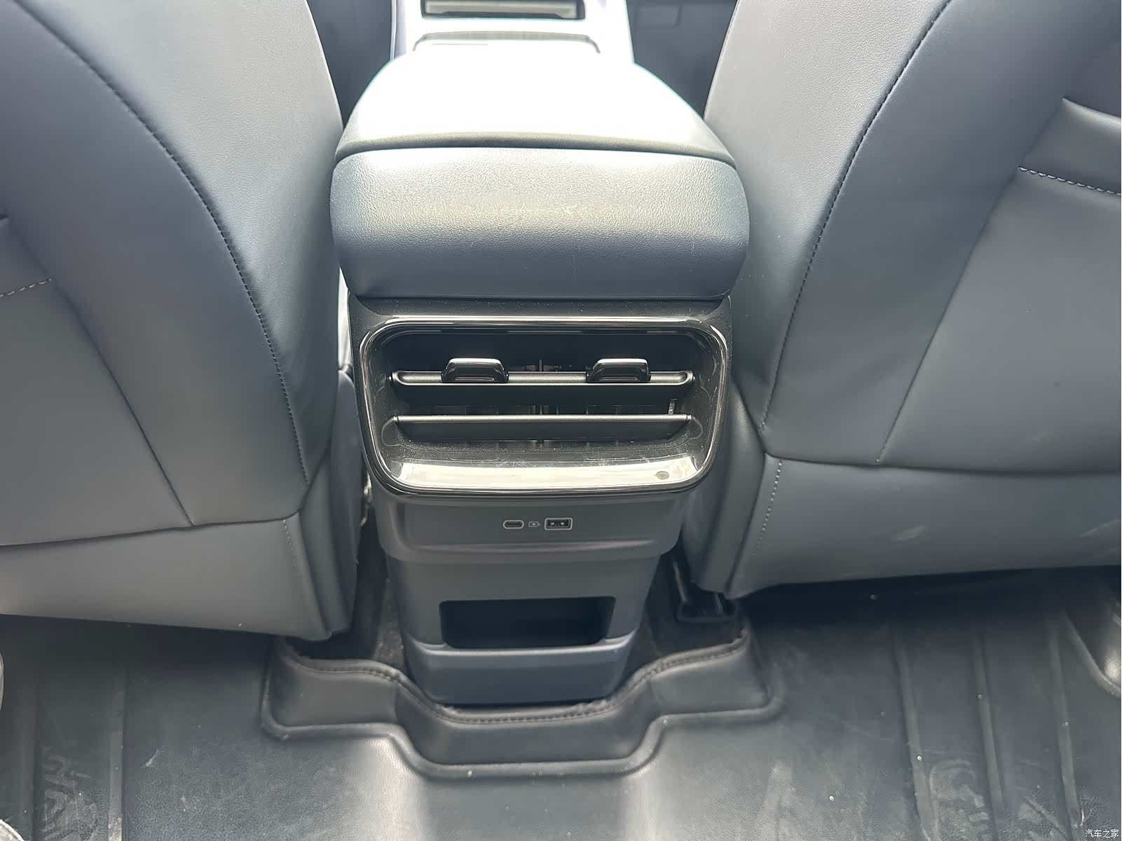 Geely Galaxy E5, 2024 18