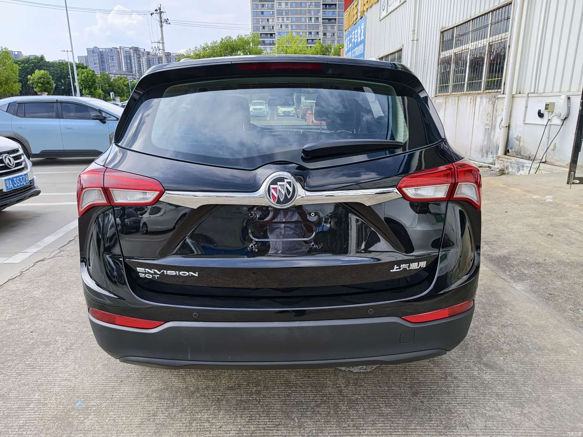 Buick Envision Plus, 2018 все фото