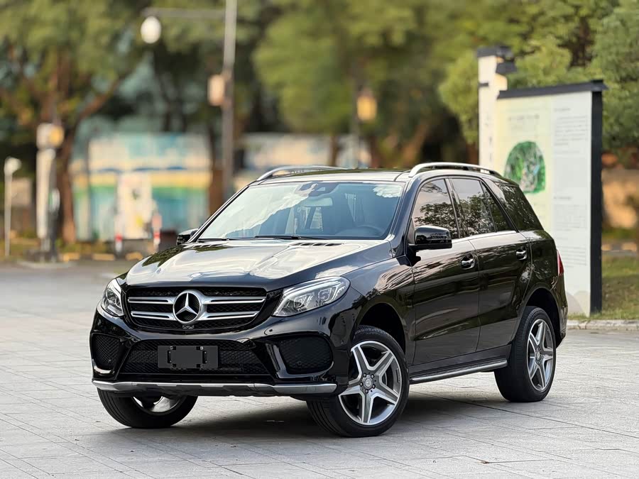 Mercedes-Benz GLE 2016, фото 1
