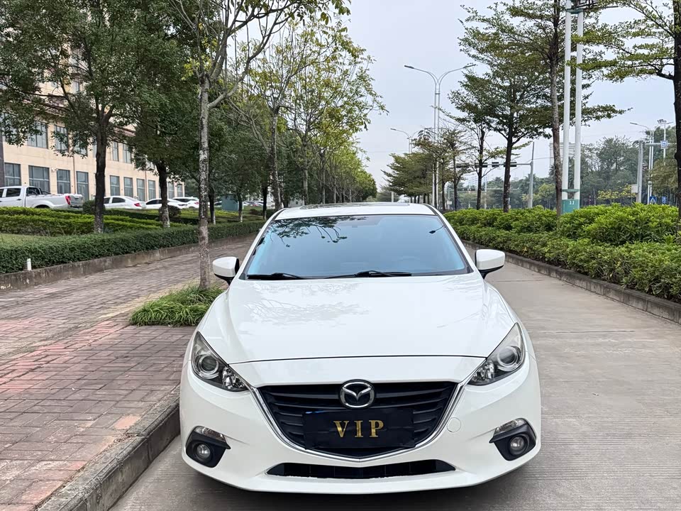 Mazda 3 Angkesaila