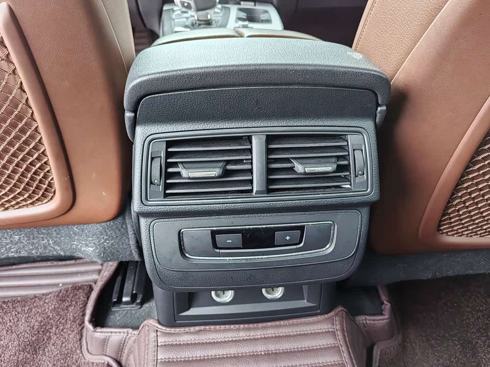 Audi Q7 Audi Q7