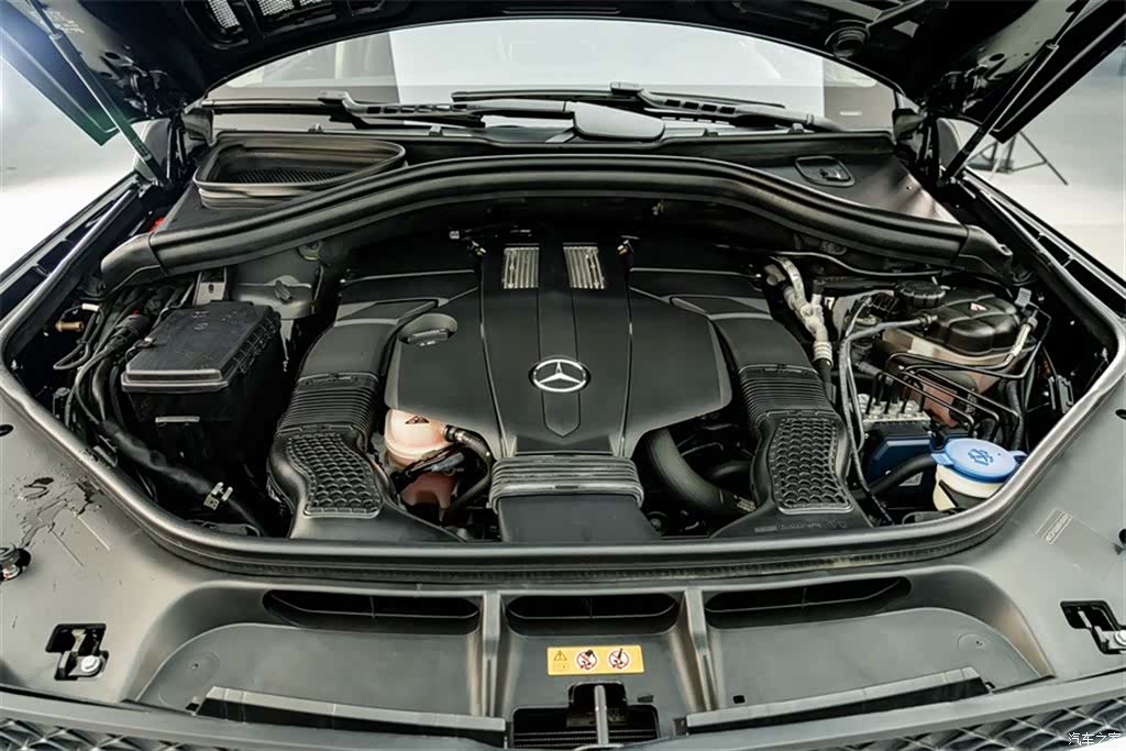 Mercedes-Benz GLS, 2019 26